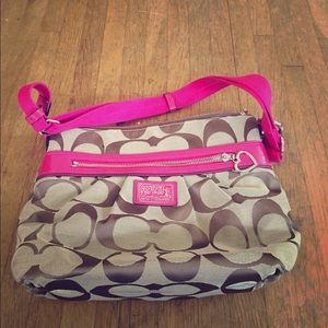 Coach handbag with pink details